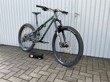 Used Commencal Meta 2021 MTB