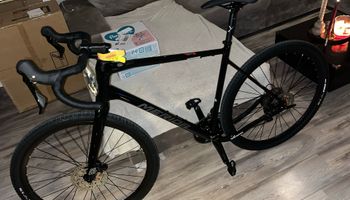 Used Merida eSILEX 400 2025 2025 Road & Gravel, Black — image 1 of 4