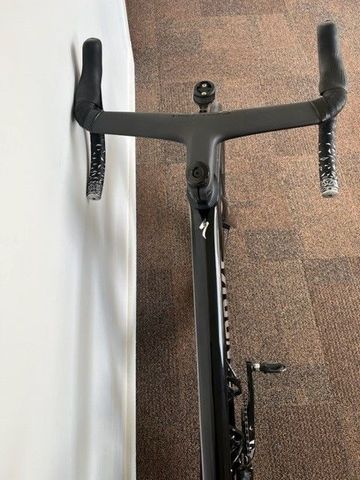 Used Specialized Sl8 2024 Road & Gravel, Black — image 8 of 11