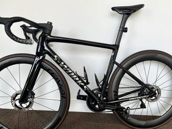 Used Specialized Sl8 2024 Road & Gravel, Black — image 2 of 11