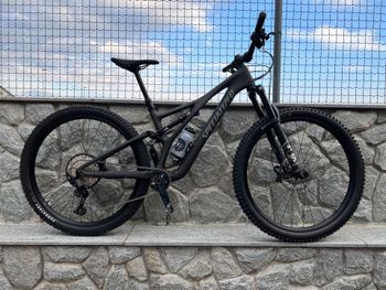 Used Specialized Stumpjumper Comp 2022 2022 Mountainbike, Light Gray, 29 — image 1 of 4