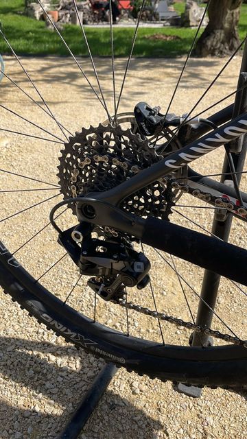 Used Canyon Grand Canyon CF SL 2016 Mountainbike, Black — image 6 of 7
