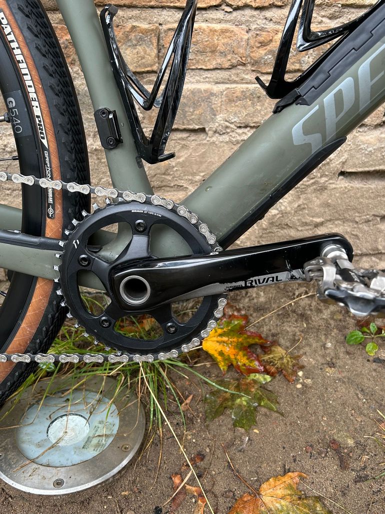 Used Specialized Diverge Comp Carbon 2022 2022 Road & Gravel, Green — image 6 of 21