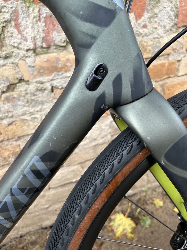 Used Specialized Diverge Comp Carbon 2022 2022 Road & Gravel, Green — image 11 of 21