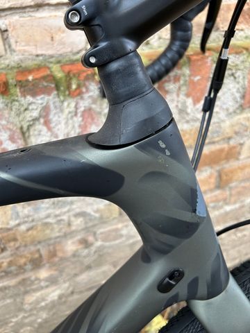 Used Specialized Diverge Comp Carbon 2022 2022 Road & Gravel, Green — image 12 of 21