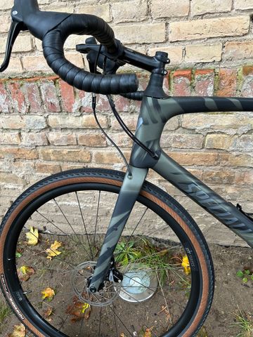 Used Specialized Diverge Comp Carbon 2022 2022 Road & Gravel, Green — image 15 of 21