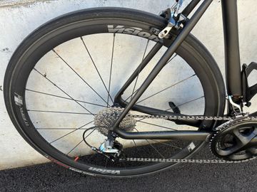 Used Specialized Tarmac Pro Race 2016 2016 Road & Gravel, Black — image 5 of 6