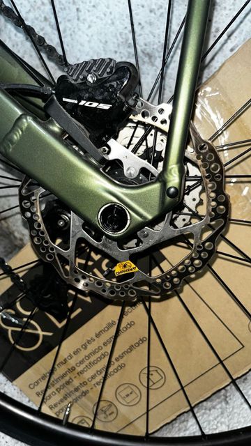 Used Orbea AVANT H40-D 2021 2021 Road & Gravel, Green — image 7 of 10