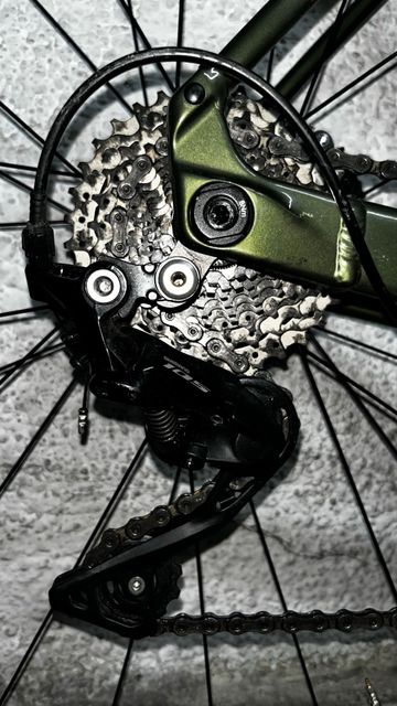 Used Orbea AVANT H40-D 2021 2021 Road & Gravel, Green — image 3 of 10