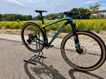 Used Megamo FACTORY 07 2019 Mountainbike, Black — image 2 of 9