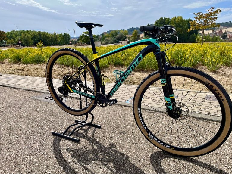 Used Megamo FACTORY 07 2019 Mountainbike, Black — image 2 of 9