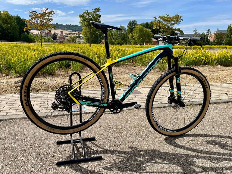 Used Megamo FACTORY 07 2019 Mountainbike, Black — image 1 of 9
