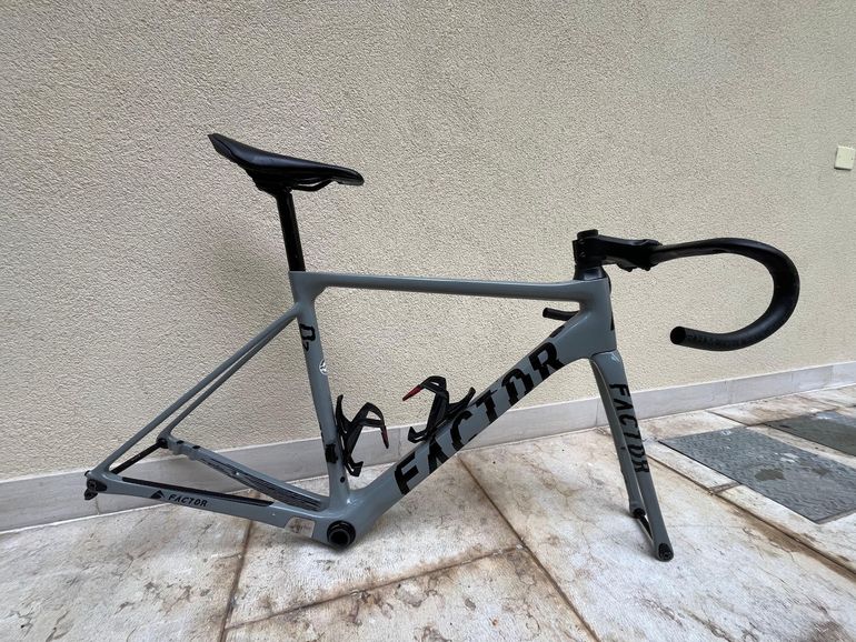 Used Factor O2 - SRAM Force 2023 Frameset 2023 Road & Gravel, Light Gray — image 1 of 5