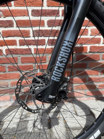 Used Focus Raven 8.6 2022 2022 Mountainbike, Black, 29 — image 5 of 5
