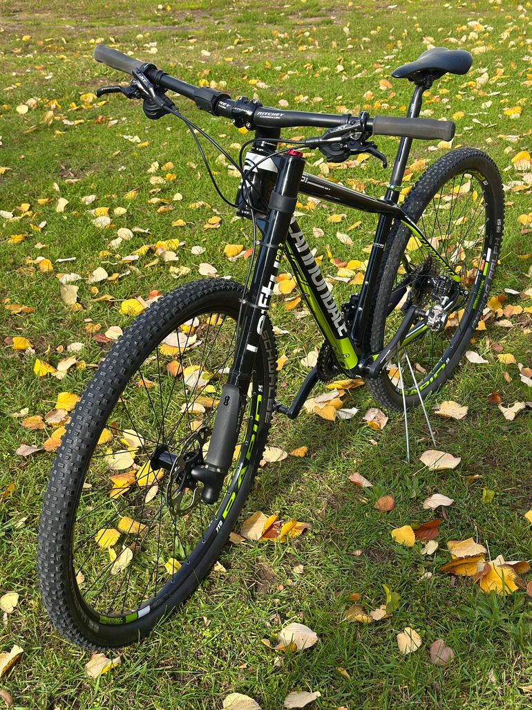 Used Cannondale F-Si Carbon 3 2017 2017 Mountainbike — image 2 of 12