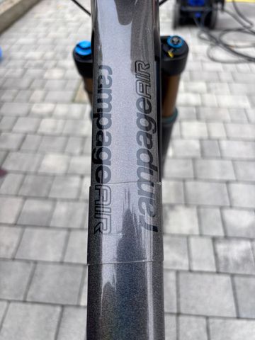 Gebrauchtes Lee Cougan Rampage RE Sram Eagle Transmission XX 2023 Mountainbike, Schwarz — Bild 10 von 13