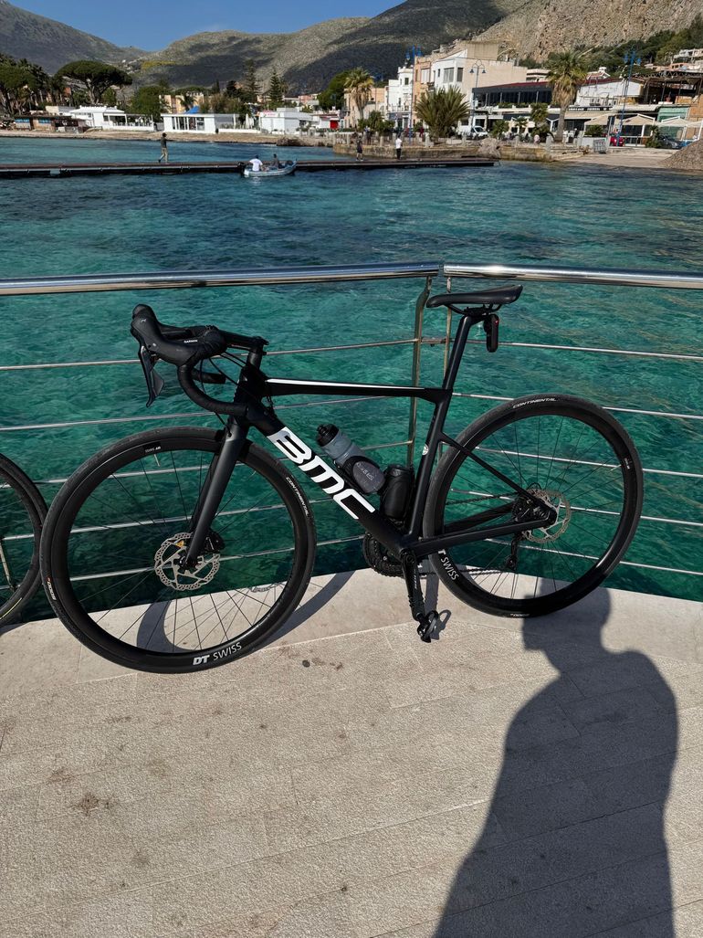 Used BMC Teammachine Shimano 105 2024 Road & Gravel, Black — image 2 of 10