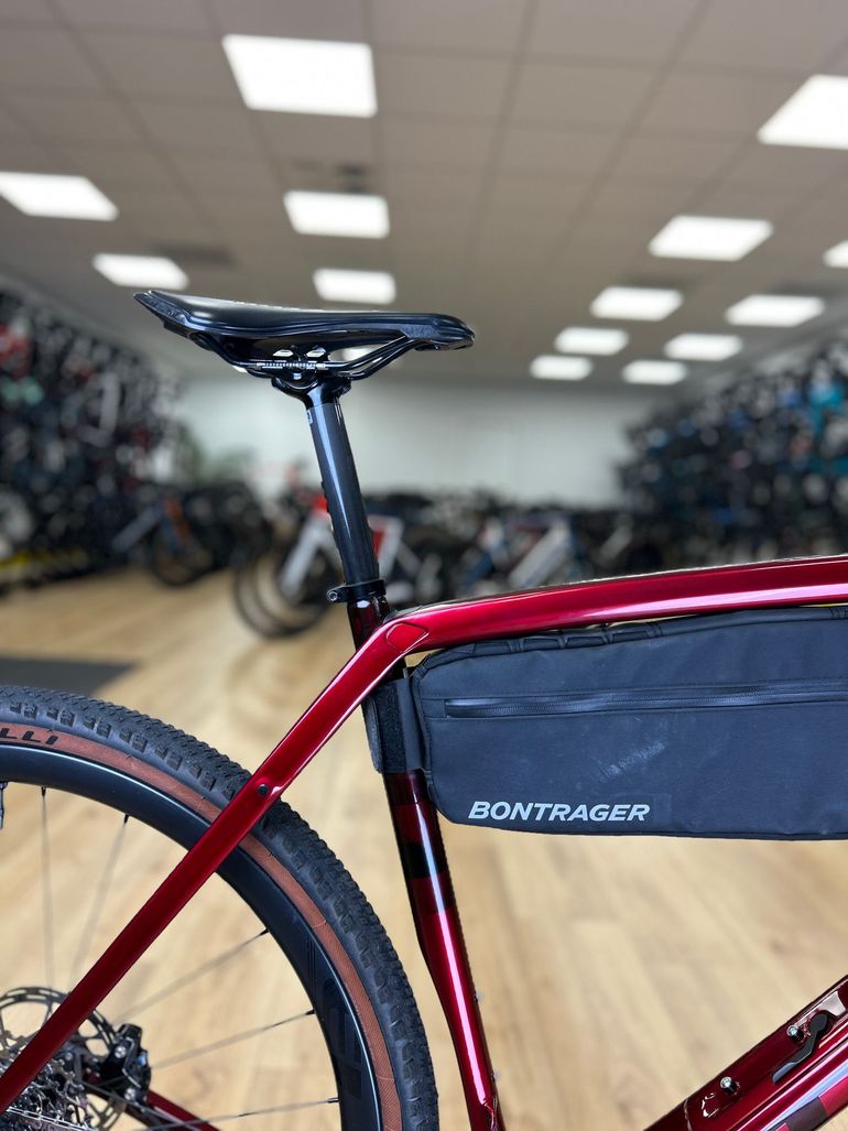 Used Trek Checkpoint SL 6 eTap 2023 2023 Road & Gravel, Red — image 8 of 24