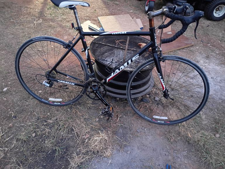 Used Jamis VENTURA A2 2022 2022 Road & Gravel, Light Gray — image 4 of 6