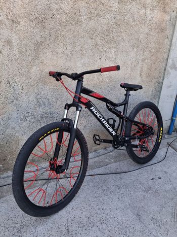 ROCKRIDER St530s 2022 Mountainbike de segunda mano, Negro — imagen 2 de 7