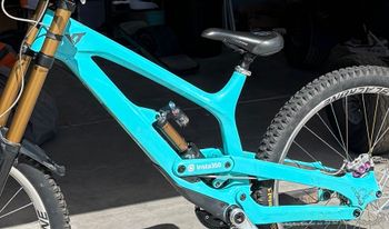 Used YT Industries Tues Core 4 2023 Mountainbike, Blue — image 1 of 4