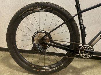 Used Stevens Sonora SRAM GX Eagle 2022 Mountainbike, Light Gray — image 5 of 10