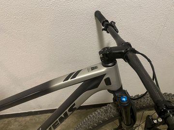 Used Stevens Sonora SRAM GX Eagle 2022 Mountainbike, Light Gray — image 3 of 10