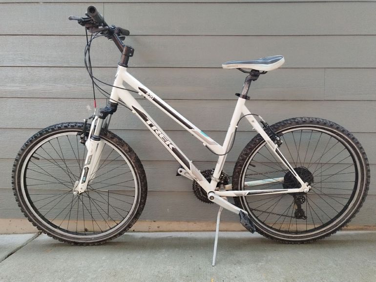 Used Trek 820 2008 2008 Mountainbike, White — image 2 of 11