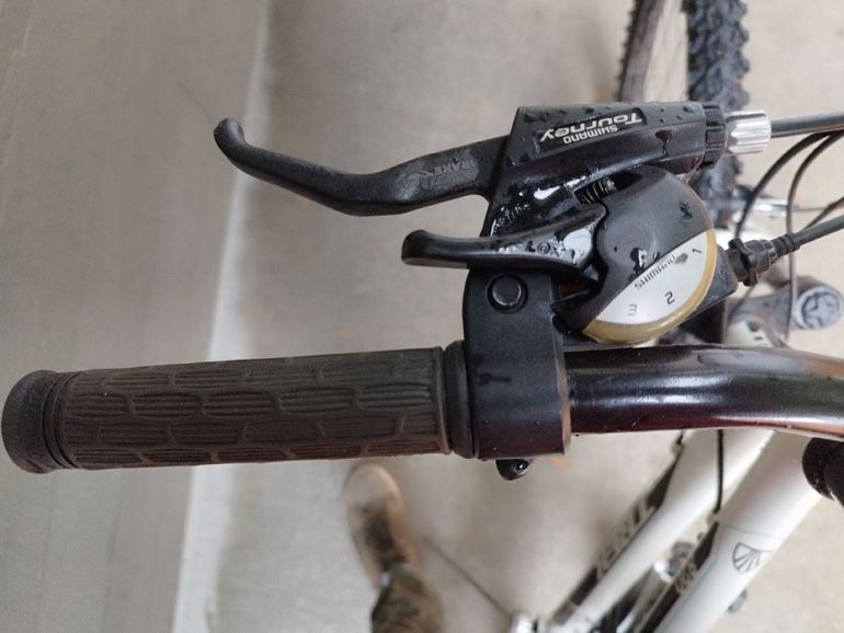 Used Trek 820 2008 2008 Mountainbike, White — image 8 of 11
