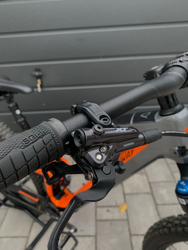Used Conway WME 7.9 2022 2022 Mountainbike, Black, 29 — image 4 of 10