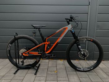 Used Conway WME 7.9 2022 2022 Mountainbike, Black, 29 — image 1 of 10