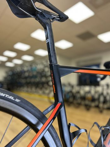 Used BMC Roadmachine 01 THREE 2018 2018 Road & Gravel, Black — image 11 of 24