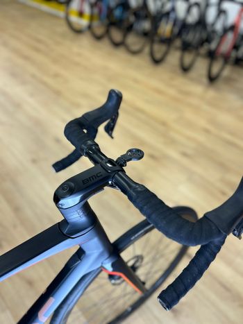 Used BMC Roadmachine 01 THREE 2018 2018 Road & Gravel, Black — image 14 of 24