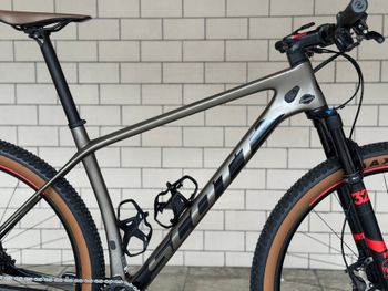 Used Scott Scale 910 2020 2020 Mountainbike, Light Gray, 29 — image 2 of 10