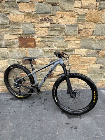 Used Trek Roscoe 8 2019 2019 MTB