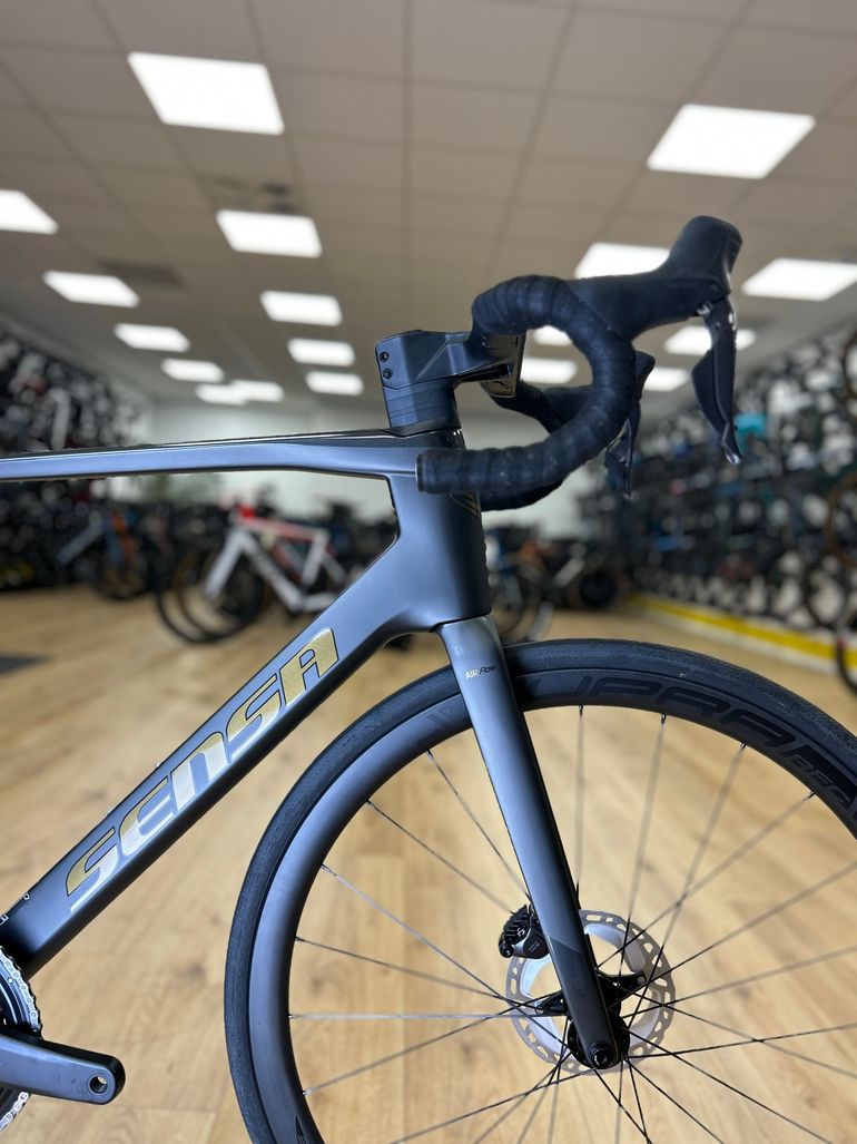 Used Sensa Giulia GF Dark Brush Ultegra Di2 2x12 2024 2024 Road & Gravel — image 6 of 29