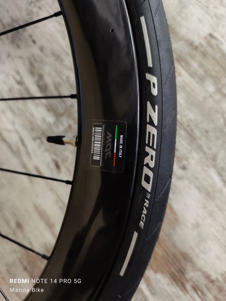 Used Colnago V4RS Disc 2025 2025 Road & Gravel, Blue — image 10 of 21