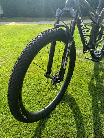 Used Specialized S-Works Epic LTD 2024 2024 Mountainbike, Black, 29 — image 9 of 9