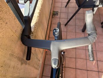 Used Specialized Tarmac SL8 Pro - SRAM Force eTap AXS 2025 2025 Road & Gravel, Black — image 3 of 9