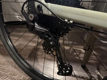 Used Marin DSX 1 2023 2023 Road & Gravel, Light Gray — image 4 of 6