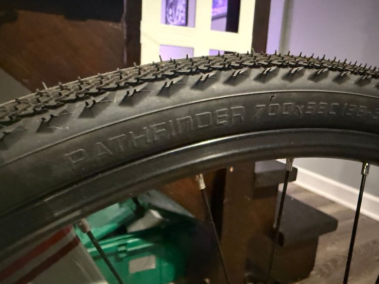 Used Marin DSX 1 2023 2023 Road & Gravel, Light Gray — image 5 of 6