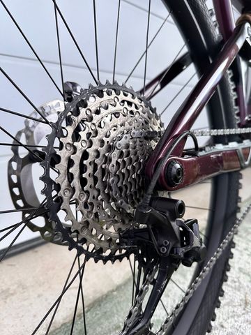 Used Orbea OCCAM M30 LT 2023 2023 Mountainbike, Purple, 29 — image 10 of 13