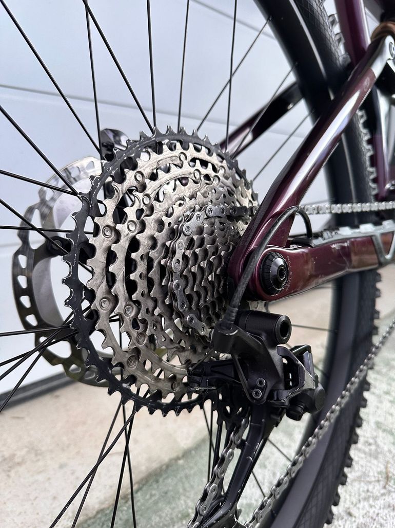 Used Orbea OCCAM M30 LT 2023 2023 Mountainbike, Purple, 29 — image 10 of 13