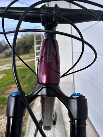 Used Orbea OCCAM M30 LT 2023 2023 Mountainbike, Purple, 29 — image 8 of 13