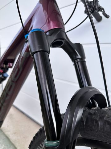 Used Orbea OCCAM M30 LT 2023 2023 Mountainbike, Purple, 29 — image 5 of 13