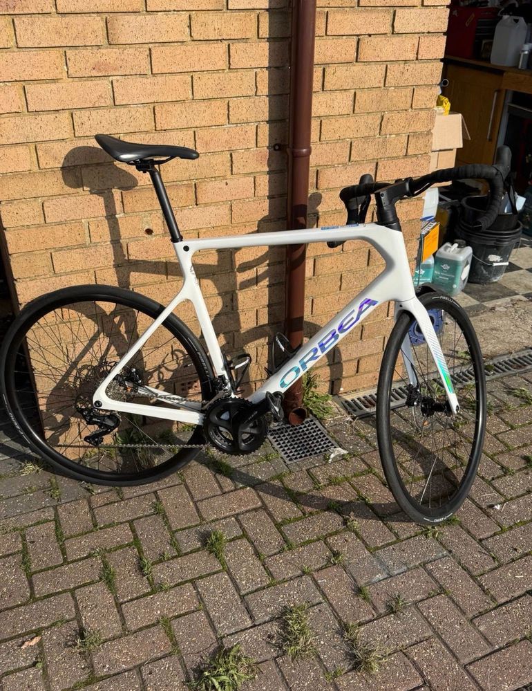 Used Orbea ORCA M30 2021 2021 Road & Gravel, White — image 4 of 8