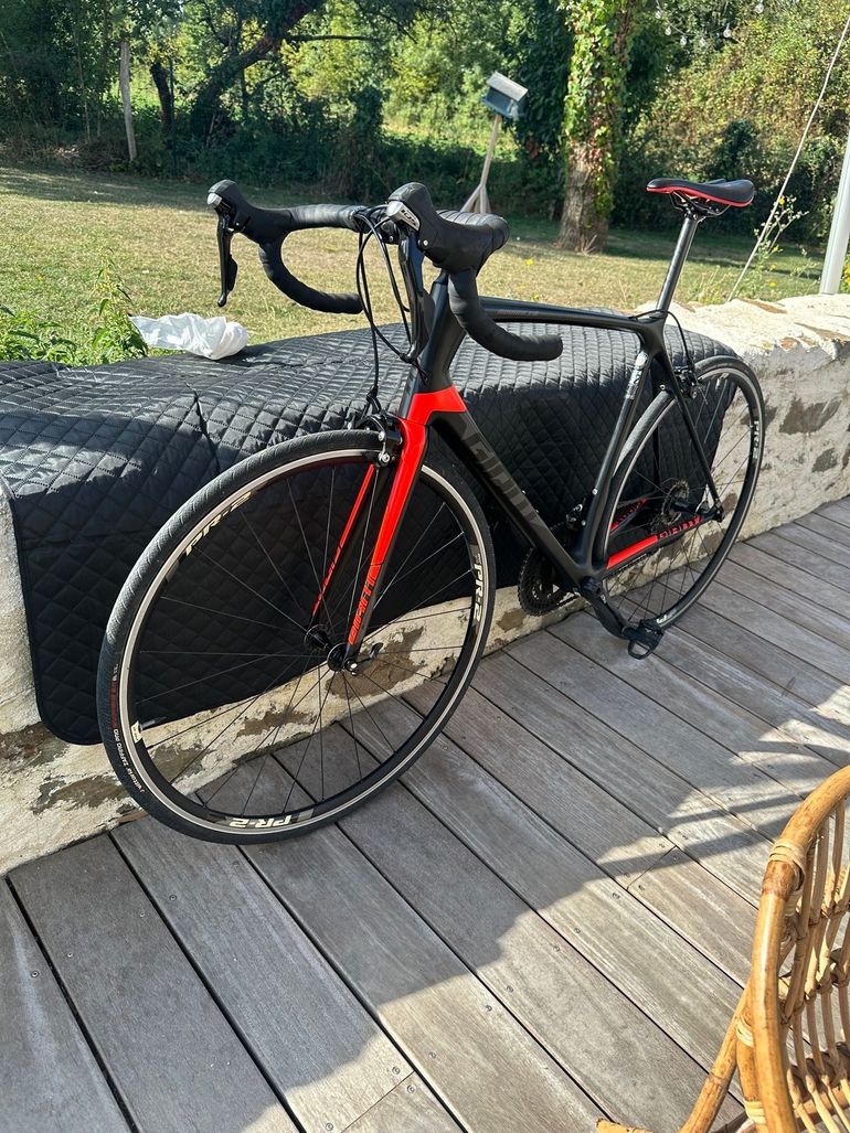 Used Giant TCR Advanced 2 2017 2017 Road & Gravel, Black — image 2 of 3