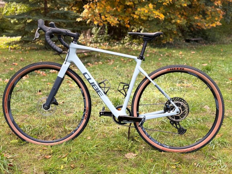 Gebrauchtes CUBE NUROAD C:62 SL 2022 Road & Gravel, Hellgrau — Bild 23 von 29
