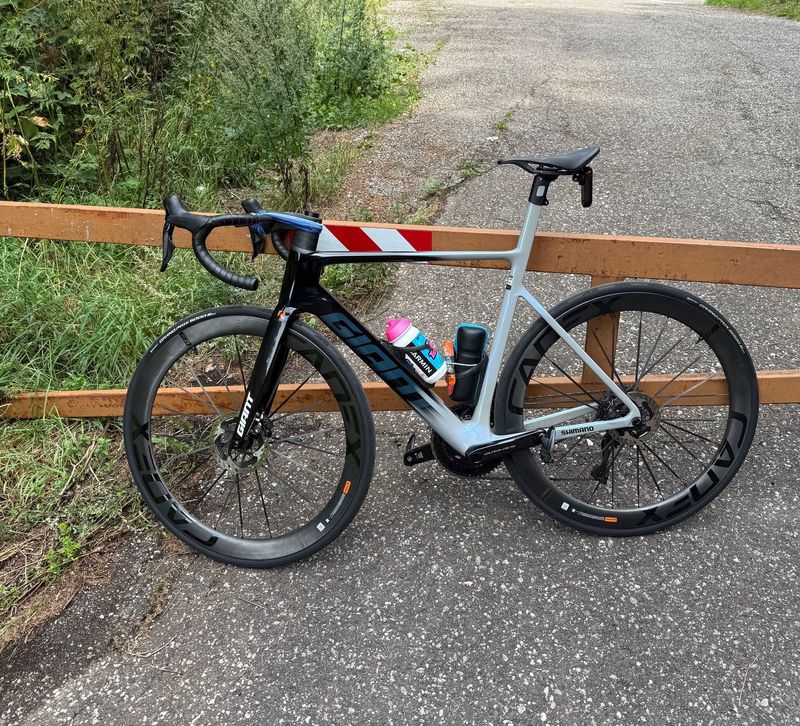 Giant Propel Advanced SL 0 Durace 2024 Road & Gravel usato, Nero — immagine 3 di 13