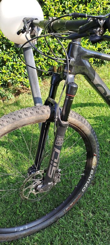 Used Orbea Alma Shimano Deore XT 2023 Mountainbike, Light Gray — image 3 of 3